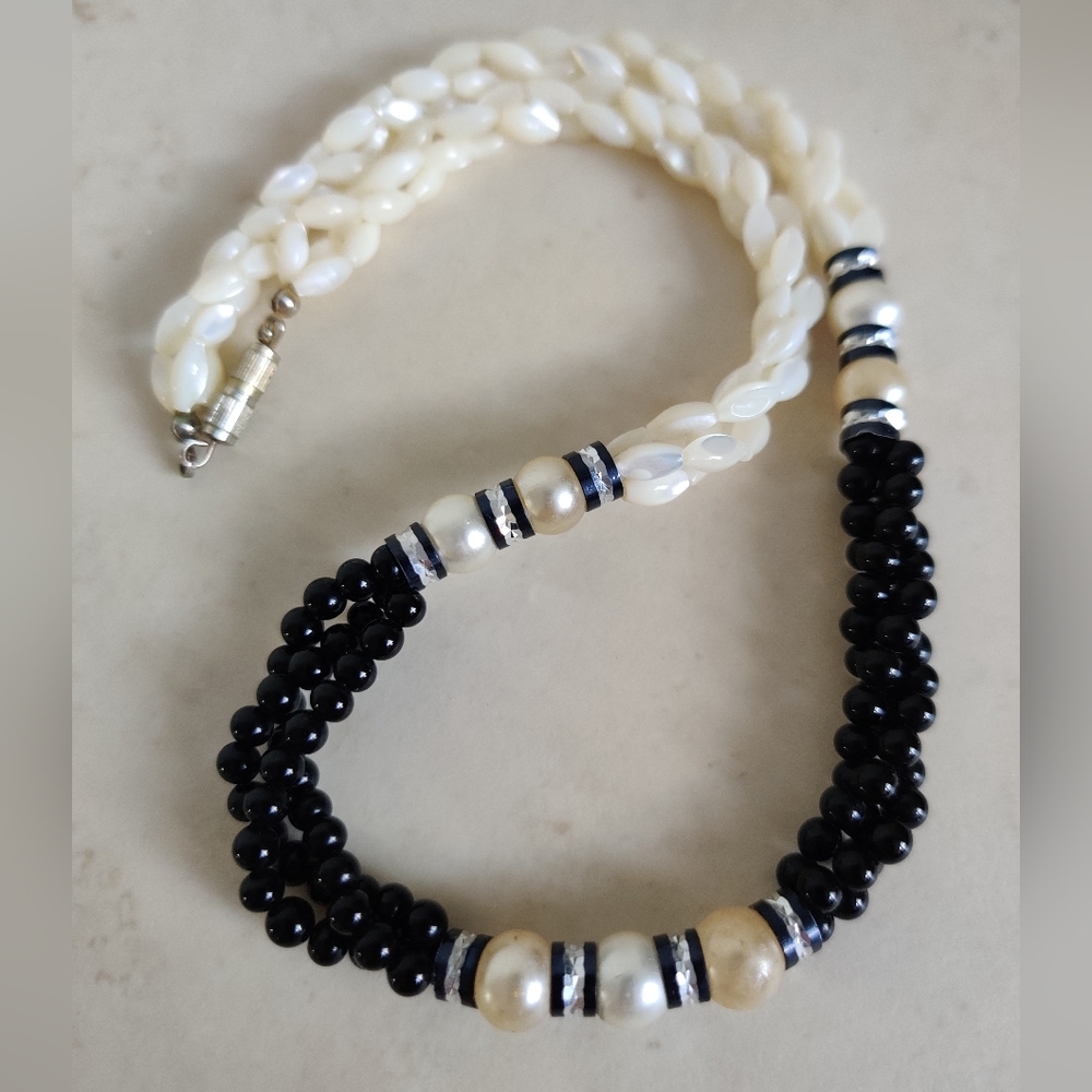 Vintage Balamuti Mother of Pearl and Onyx Beads Woven Necklace